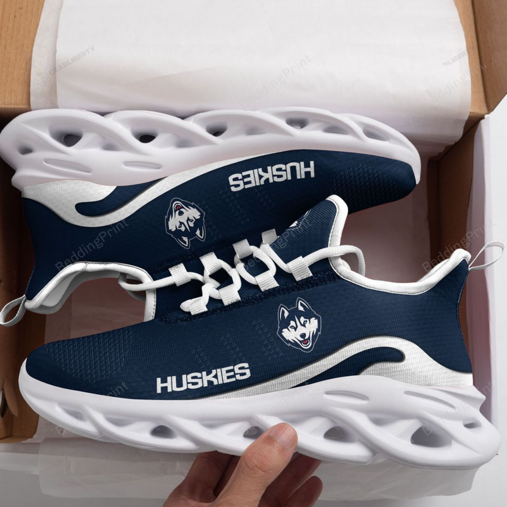UConn Huskies 2 Max Soul Shoes Lionteez