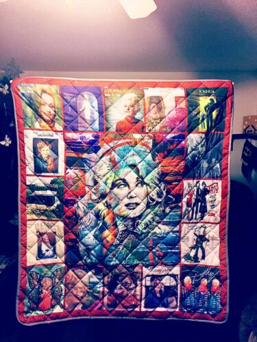 Dolly Parton 1 Quilt Blanket L98 photo review